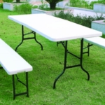 1 table et 2 bancs pliants 6X6